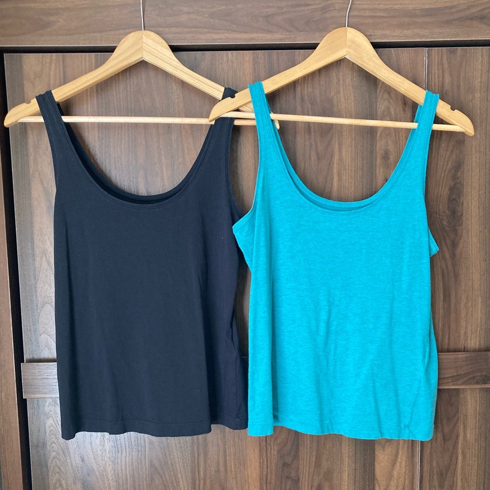 2 Kate Spade excellent great Tanks Size Small